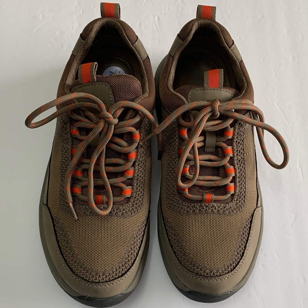 Earth Men's Brown and Orange Lace-Up Sneakers. Size:8.5, Pre-owned great Cond.